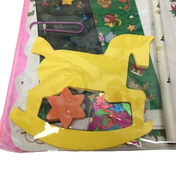 COLORBOK Kids Christmas Stationery Stuff Set Paper Envelopes Stickers Pencil - Picture 4 of 5